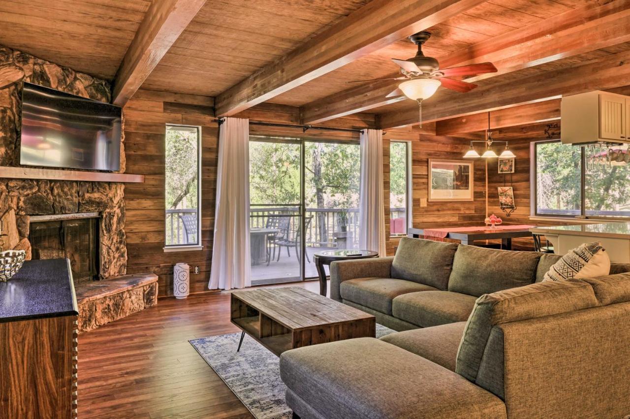 Spacious Groveland Cabin With Wraparound Deck! Luaran gambar