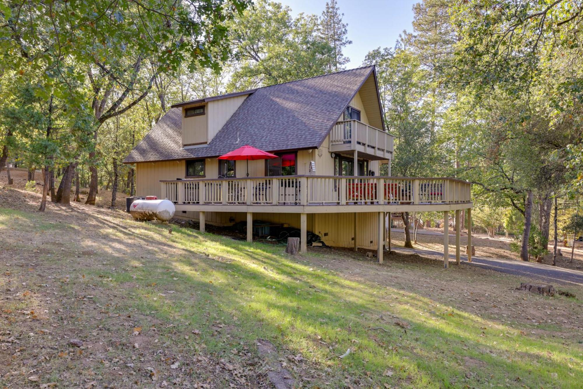 Spacious Groveland Cabin With Wraparound Deck! Luaran gambar